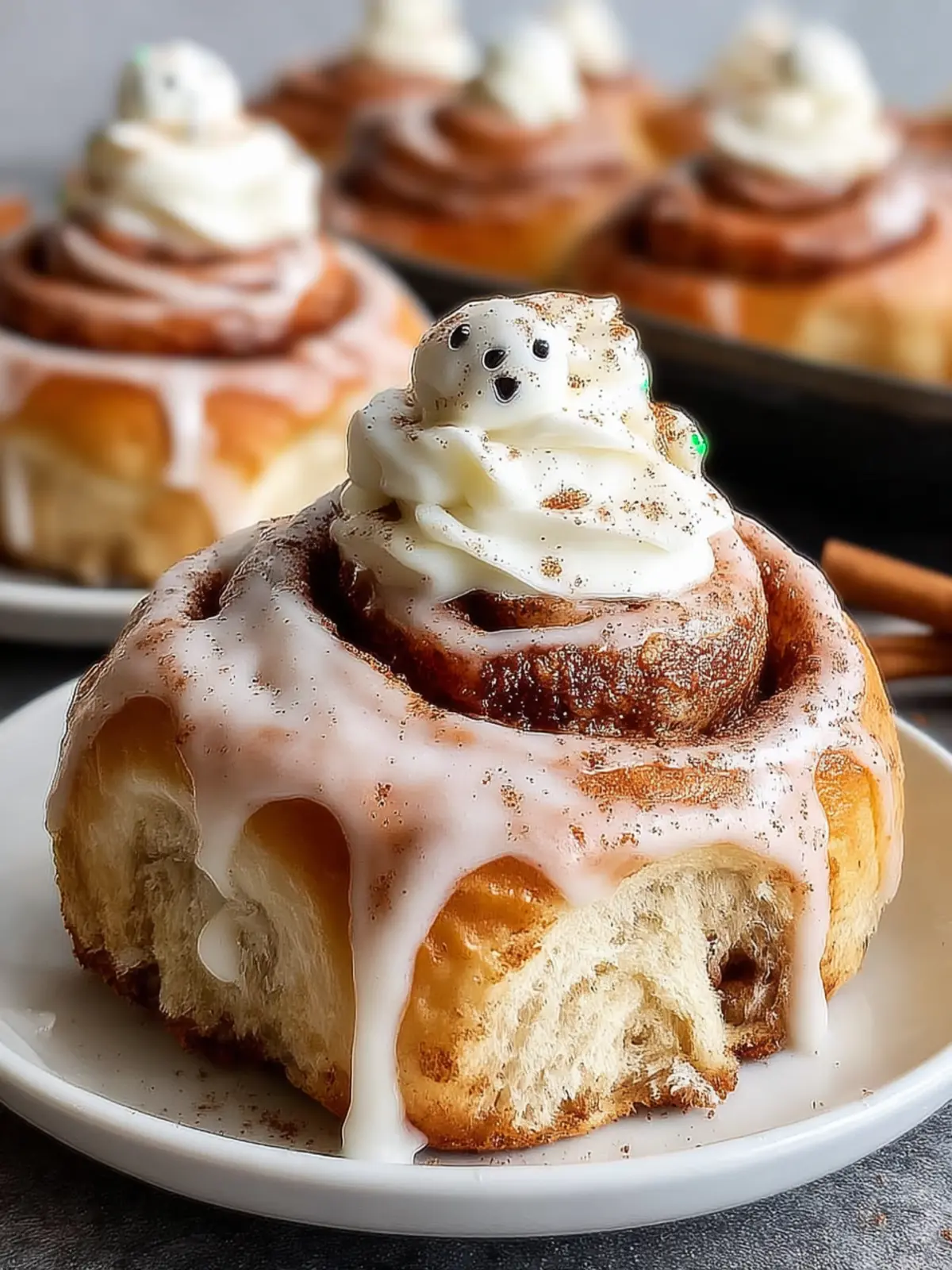 Gingerbread cinnamon rolls First Image